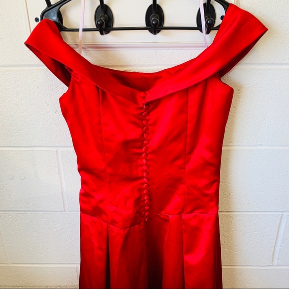 VERA WANG A-LINE RED DRESS SIZE 8 - Picture 4 of 8
